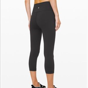Lululemon Wunder Under High Rise Crop Legging